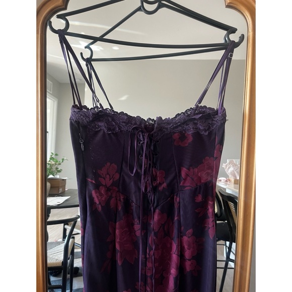 House of CB Aiza Grape Floral Print Maxi Dress - Picture 8 of 9